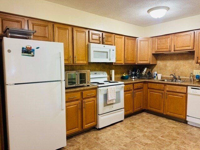 Photo - 3 April Ln Unit 12