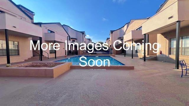 Photo - 3901 Travis St