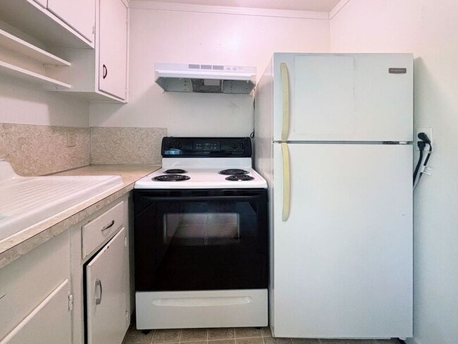 Photo - 1945 Lawrence St