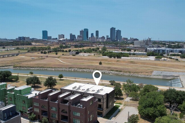 404 Vista Buena Trl