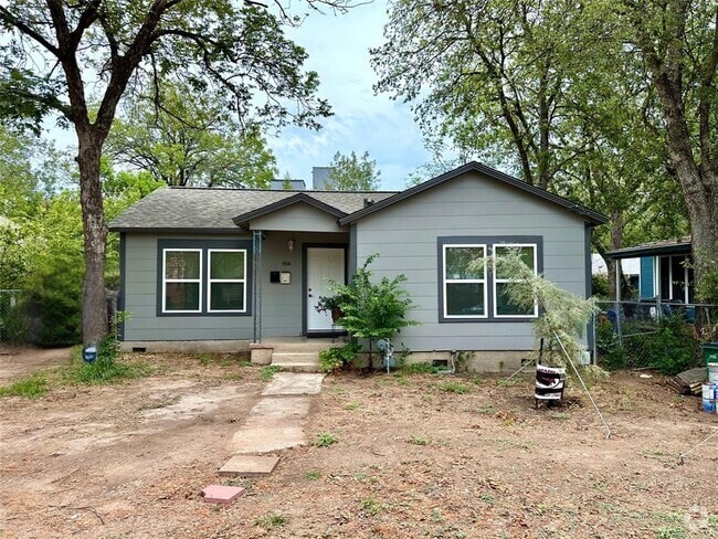 Building Photo - 914 E 39th St Rental
