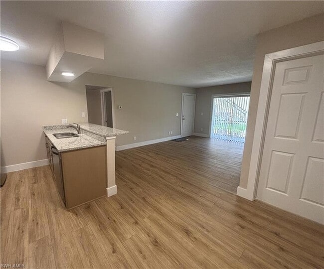 Photo - 5305 Summerlin Rd