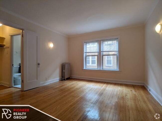 Building Photo - 4912 N Hoyne Ave Unit #2106-S2 Rental