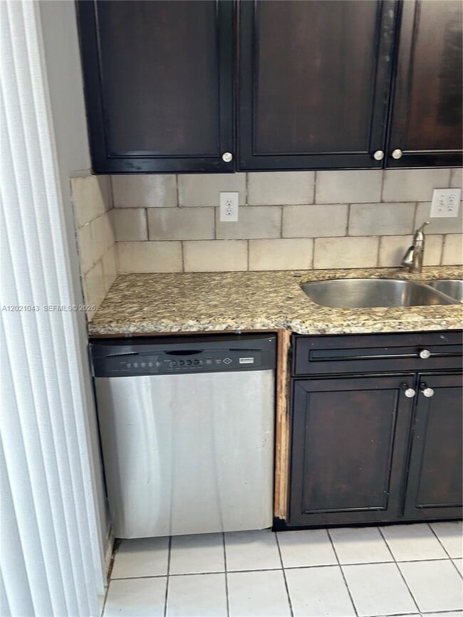 Photo - 1136 NE 210th Terrace