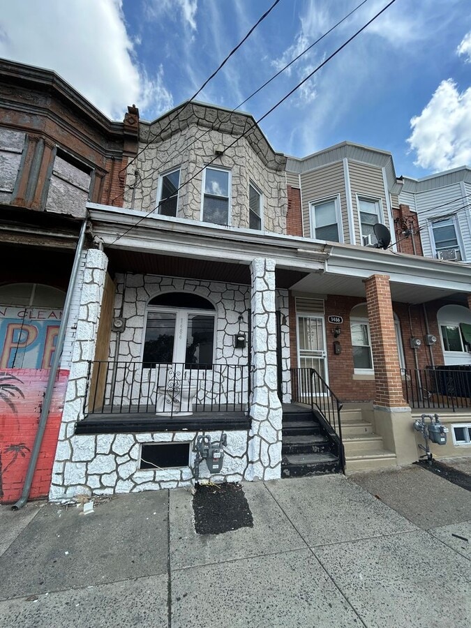 Photo - 1484 Louis St