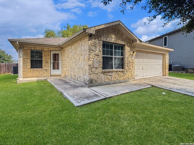 Photo - Elegant 3-bedroom, 2-bath single-story home located near FT Sam and Randolph AFB!