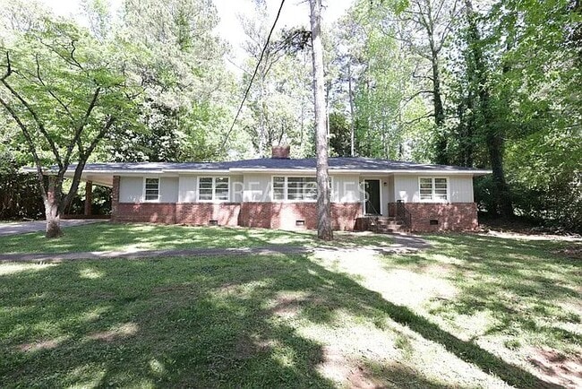 Building Photo - 717 Ridgecrest Rd