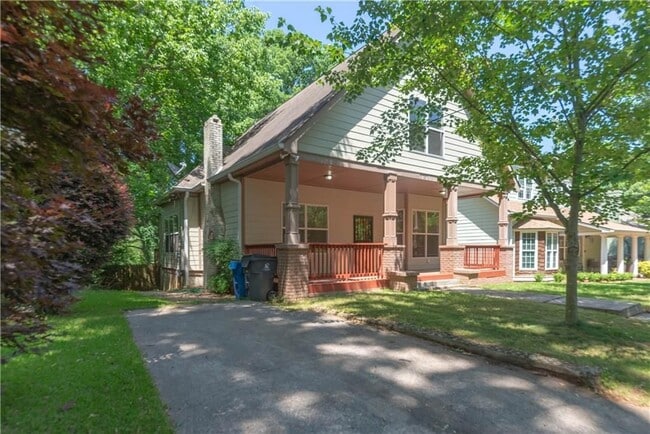 Photo - 1371 Clermont Ave