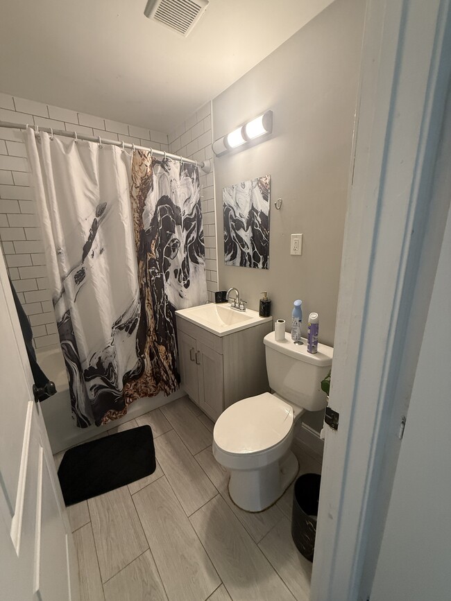 Photo - 3012 Grayson St