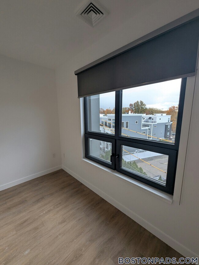 Photo - 199 Gardner St Unit 412