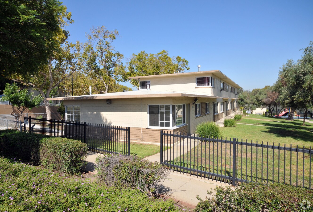 Photo - Harbor Hills