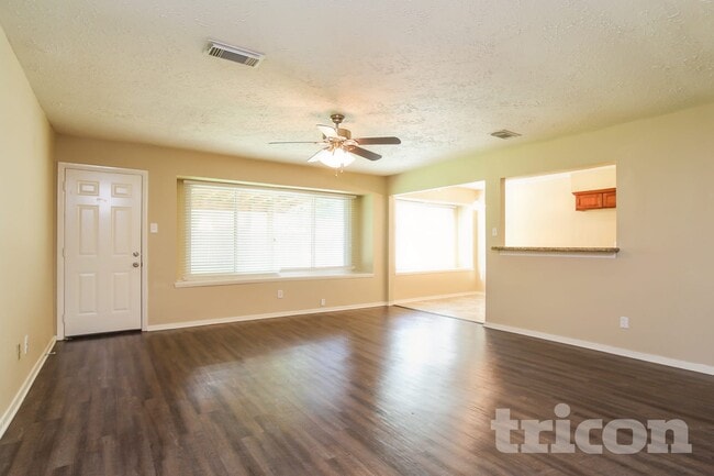 Photo - 4227 Burkegate Dr