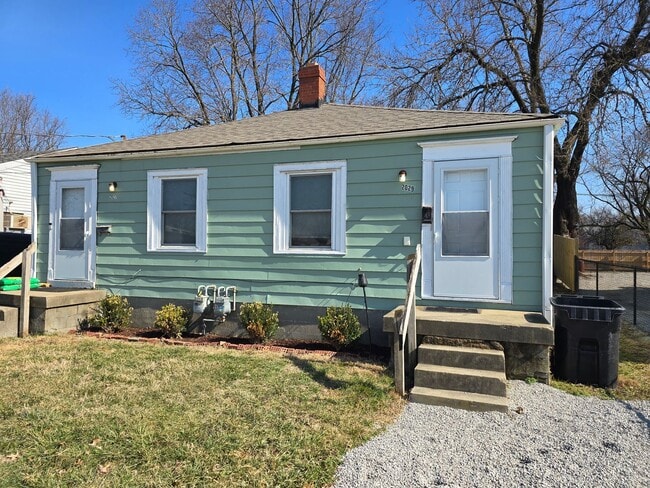 Building Photo - 2027 S 41st St Unit 2029 S 41st St