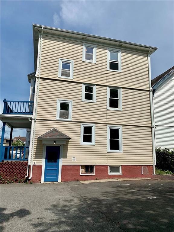 32 Sisson St Unit 1