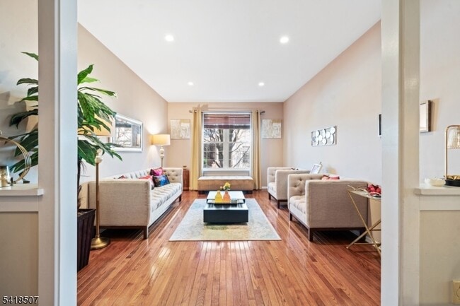 Photo - 29 Newell St