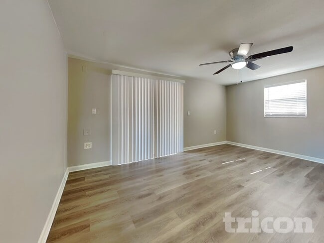 Photo - 14931 Pine Crest Rd