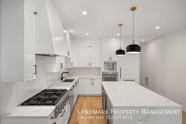 Photo - 2658 N Bosworth Ave Unit 2