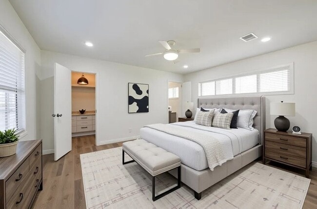 Photo - 52 Oyster Creek Ct