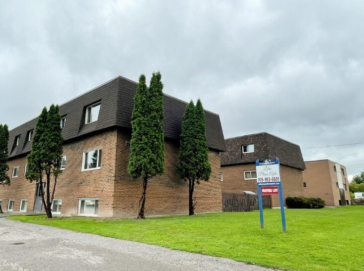 Lilac Place Apartments - Lilac Place Apartments