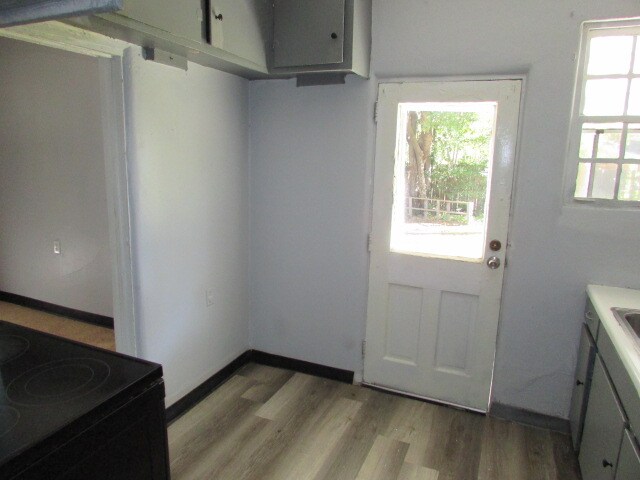 Photo - 7 Burgess Ct