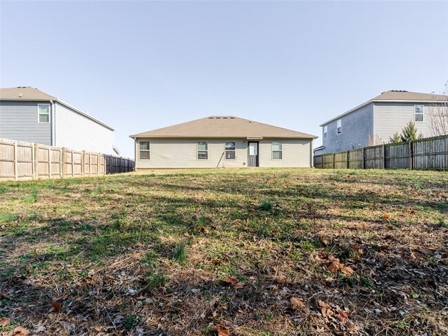 Photo - 904 SW Green World St