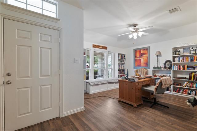 Photo - 10344 Nantucket Dr
