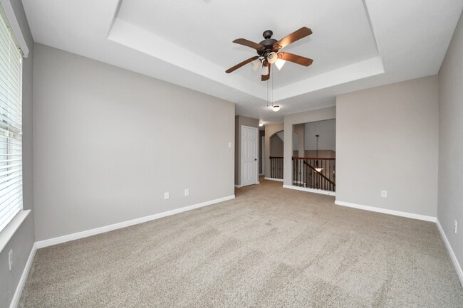 Building Photo - 7447 Oakwood Canyon Dr Rental