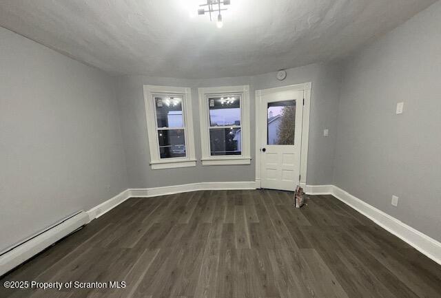 Building Photo - 622 Alder St