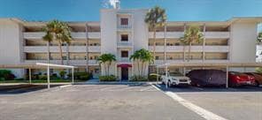 Building Photo - 1524 Lakeview Rd Unit 201