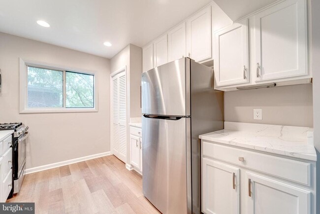 Photo - 51 Skyhill Rd Unit 202