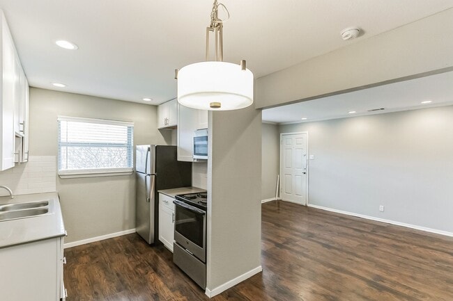 Photo - 6315 Richmond