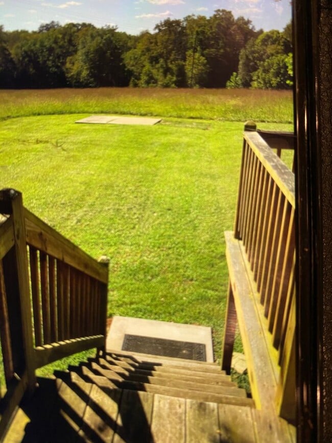 Photo - 20 mins to Clarksville, Virginia and Locat...