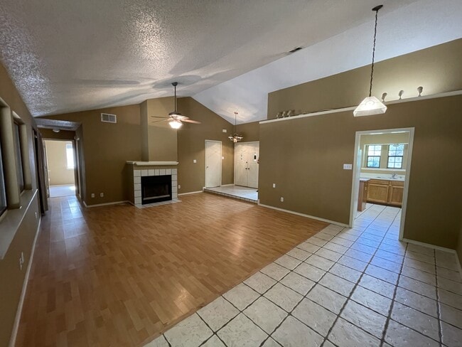 Photo - 3202 Fairview Dr