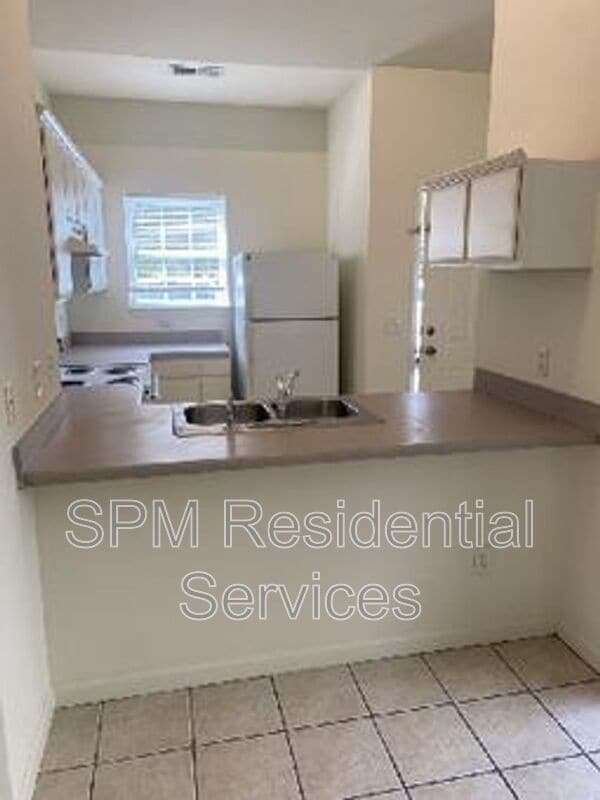 Photo - 1609 Wellspring Way