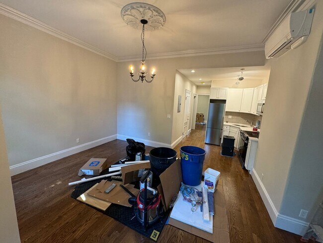 Photo - 17 Worthington St