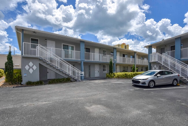 Photo - 436 Auburn Dr Unit 203