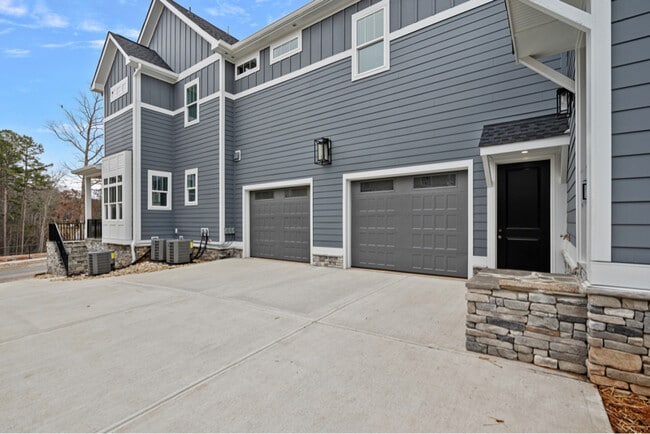 Photo - 805 Naples Dr