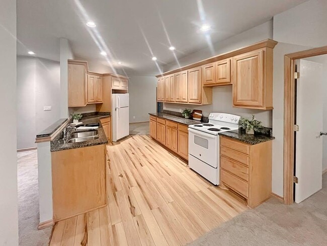 Photo - 115 N Capitol St