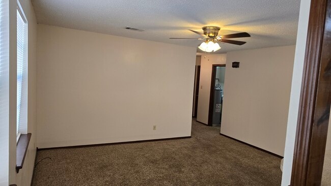 Living Room - 408 N Joplin Pl Unit B