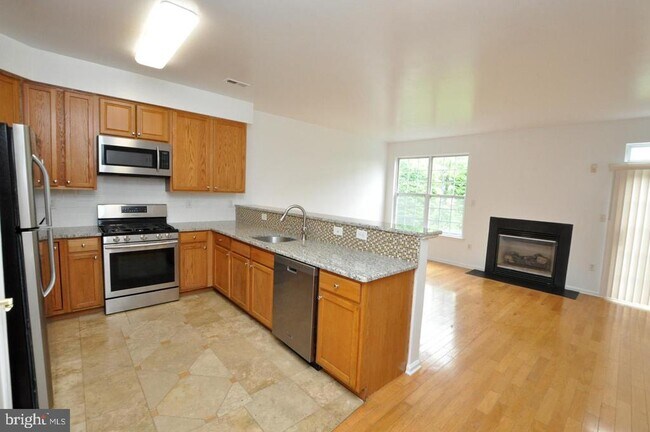 Photo - 328 Helen Dr
