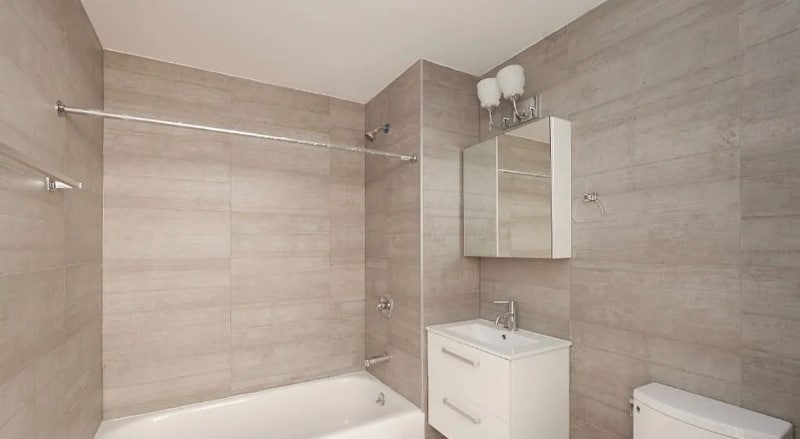 Photo - 90-02 Queens Blvd