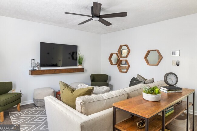 Photo - 1814 Neely Ave