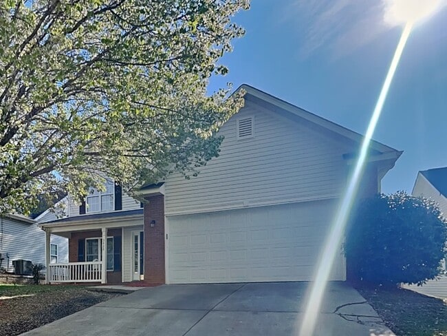 Building Photo - 3428 Ann Franklin Ct