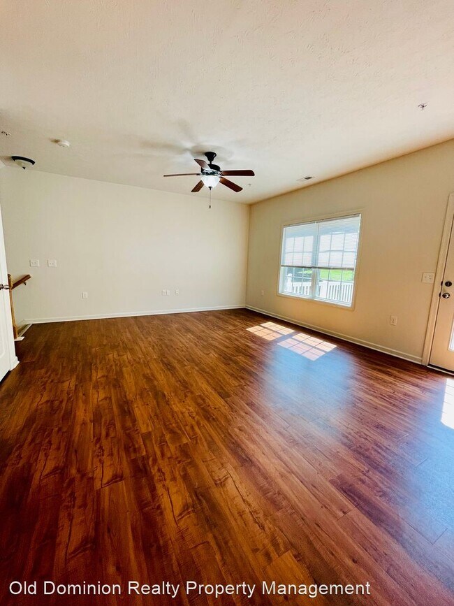 Photo - 2 br, 2.5 bath House - 1460 Taylor Grove L...