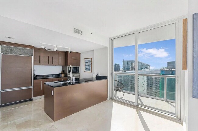 Photo - 485 Brickell Ave Unit SI FL44-ID1419542P