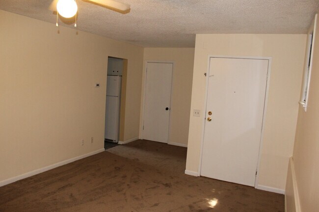 Photo - 317 2nd St Unidad 7