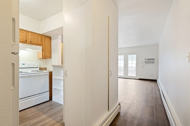 Photo - 405 E Thunderbird Dr
