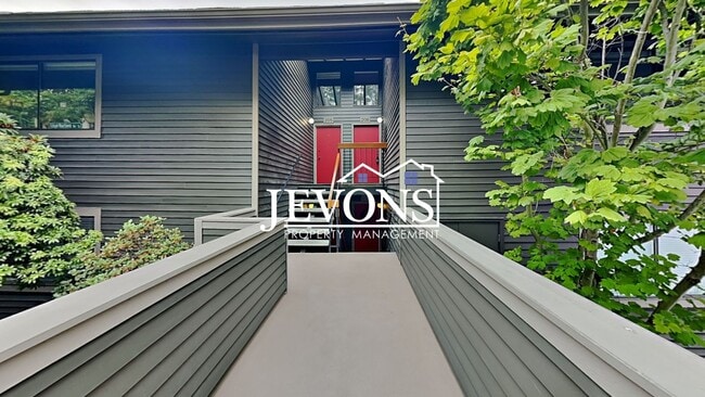 Photo - Top-floor 2-level condo with brand-new kitchen and ensuite bath – Utilities and internet included...