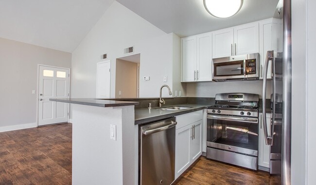Renovated kitchens with premium finishes are available for upgrade. Ask the leasing team for more details.