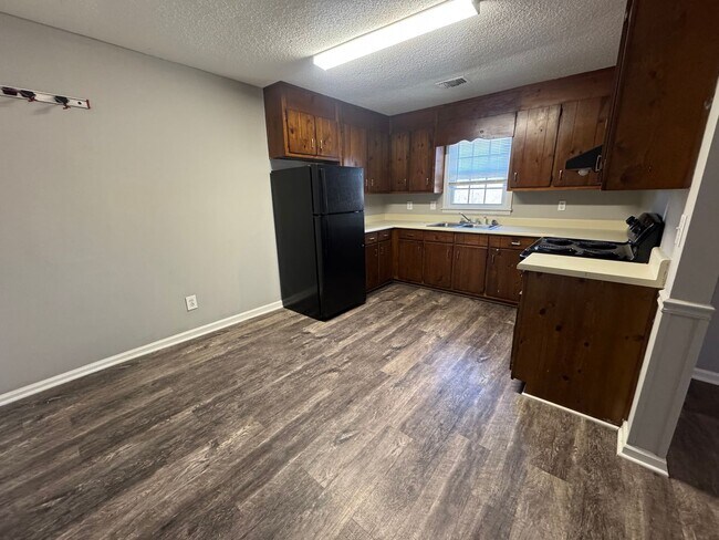 Photo - 4 W 1st St Unidad B